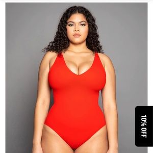 TA3 Swim - Size Medium - Red - Plungey